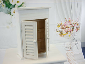 Shabby Chic Wooden Key Storage