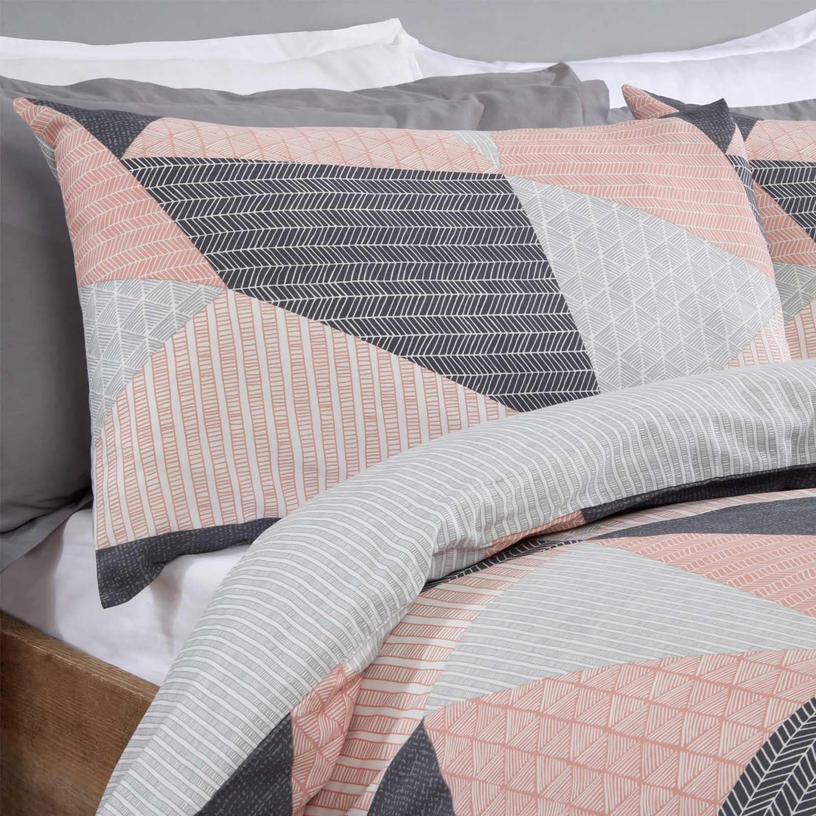 Geometric Duvet Cover With Pillowcase