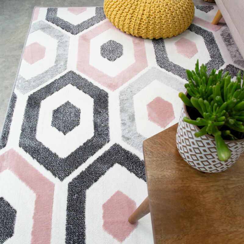 Moroccan Geometric Pink Area Rug - Ethumz United Kingdom Limited