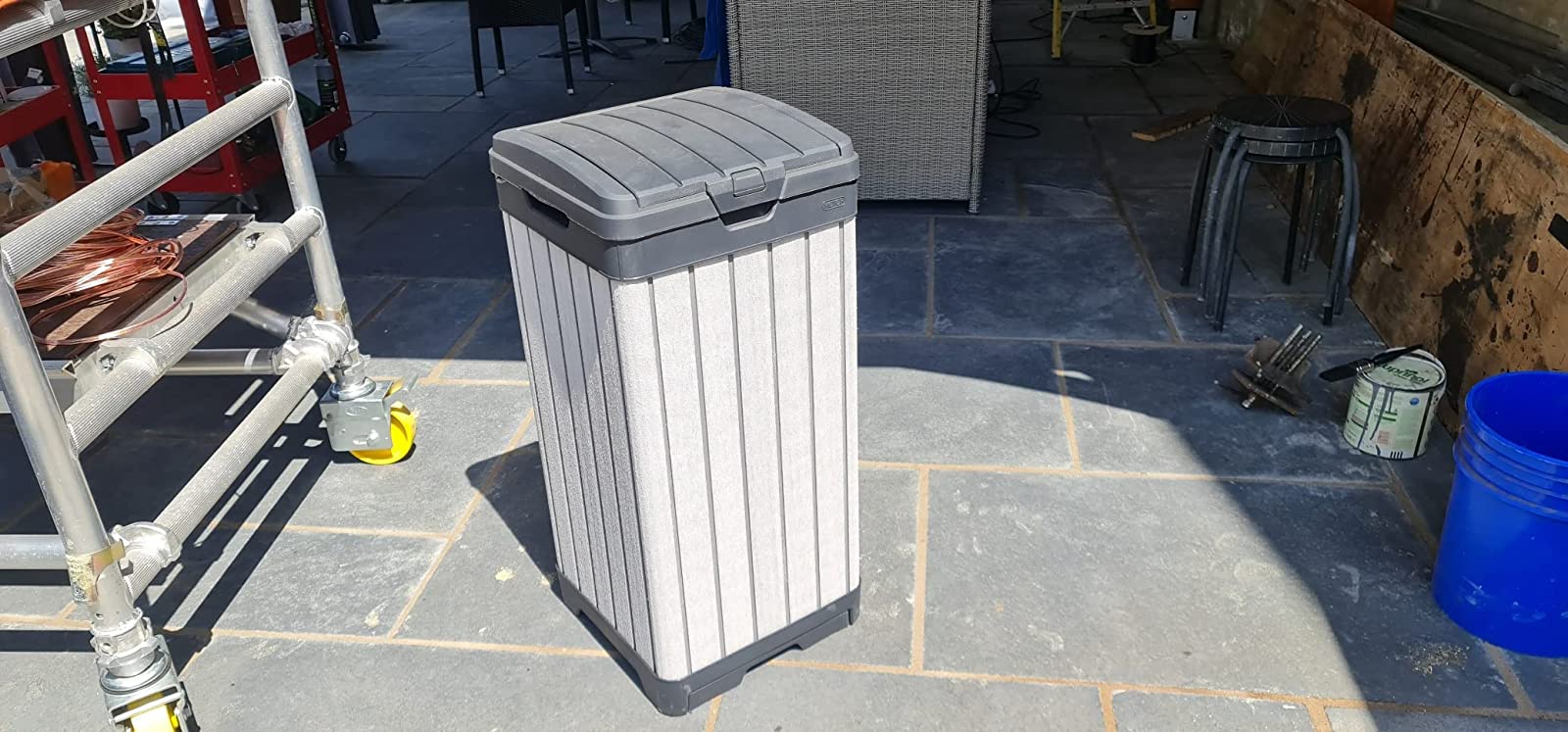 Radstock Medium Outdoor Waste Bin - 120L