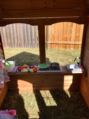 Traditional Playhouse 3x4 Ft.