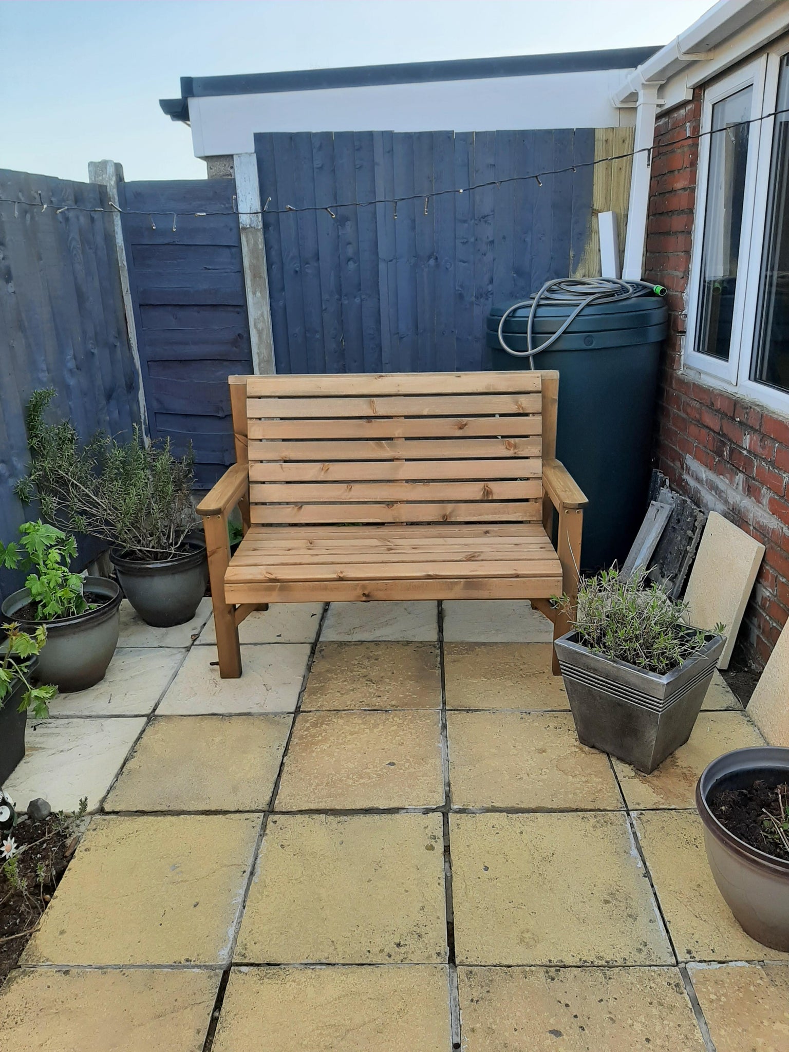 Traditional Two Seater Bench (Free Assembly)