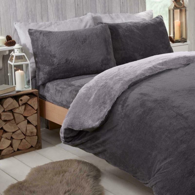 Reversible Teddy Fleece Duvet Cover With Pillowcase